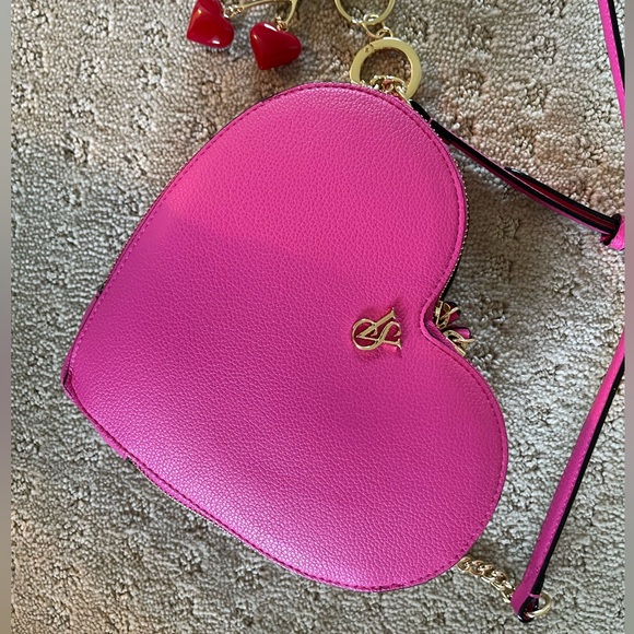 Victoria’s Secret heart purse - Picture 8 of 8